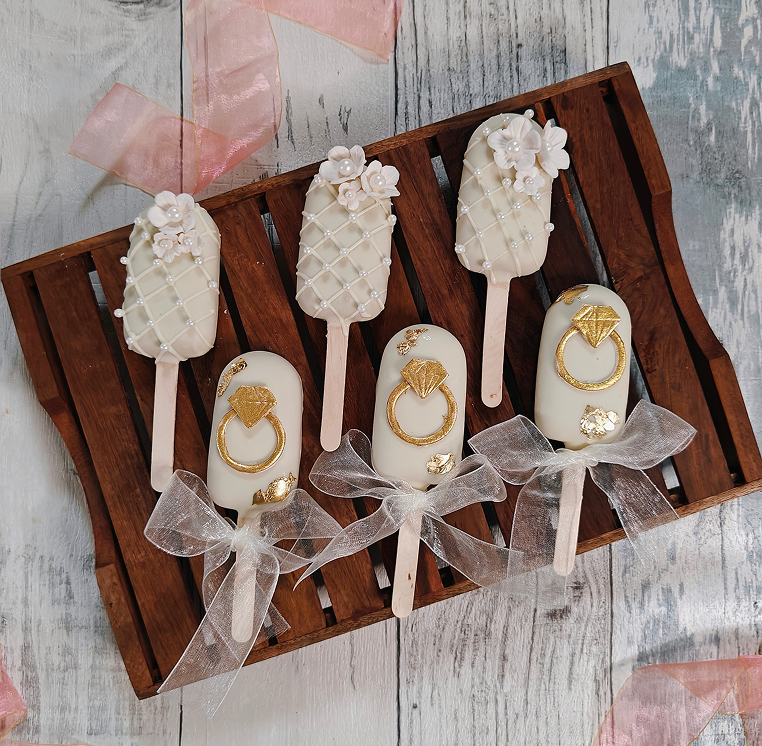 Cakesicles